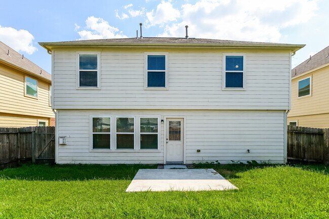 Building Photo - 9909 Hyacinth Way