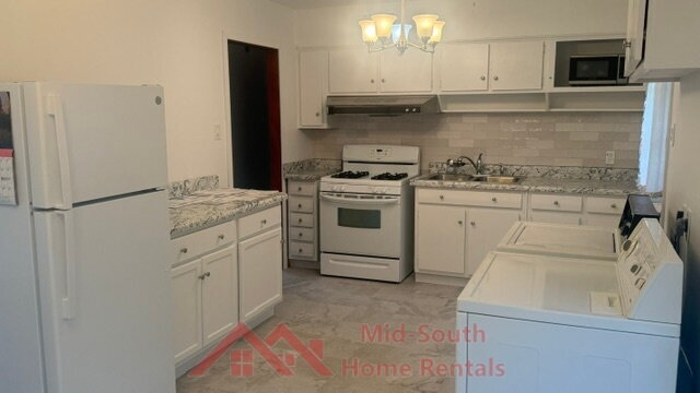 Building Photo - 1076 Dora Cove