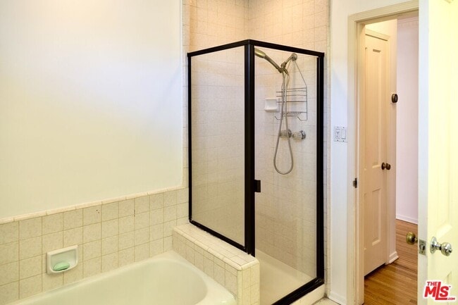 Building Photo - 1228 Peck Dr