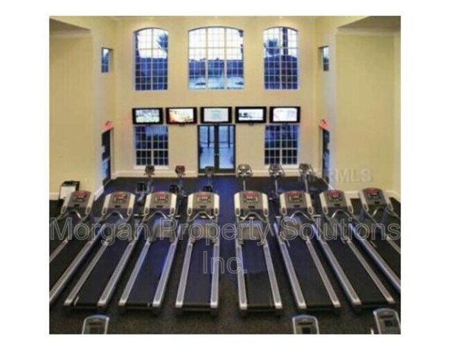 Building Photo - 5112 Park Central Dr