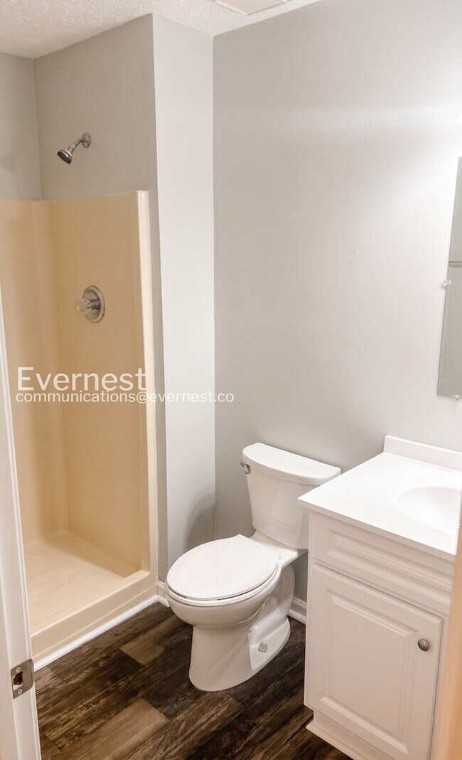 Building Photo - 3-Bed/2-Bath/ Pet Friendly/ Available Soon!