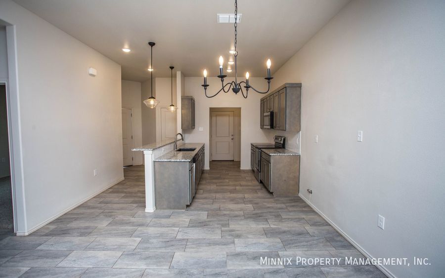 Building Photo - 1144 N 7th St