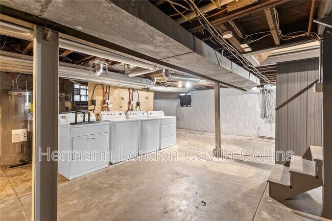 Building Photo - 4040 Shreve Ave