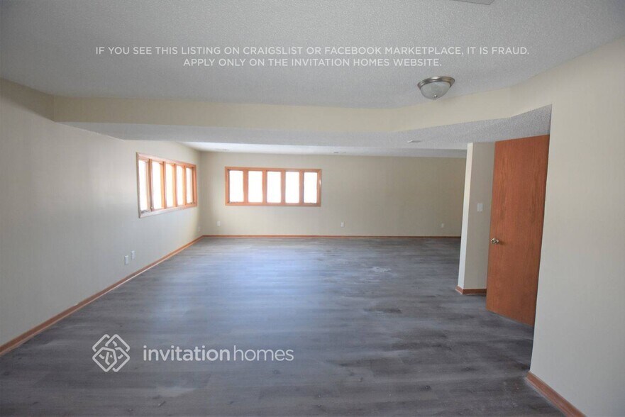 Building Photo - 2000 Westview Dr
