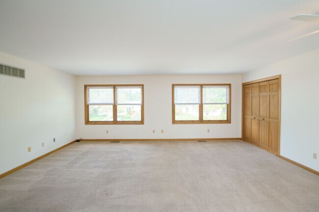 Building Photo - 201 Chesterton Blvd