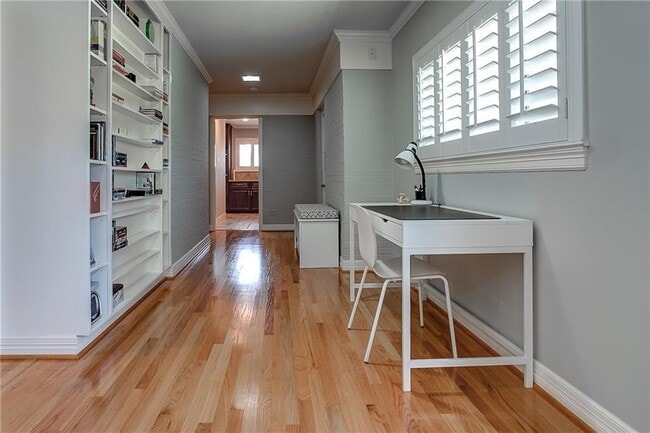 Building Photo - Beautiful Home in Tanglewood