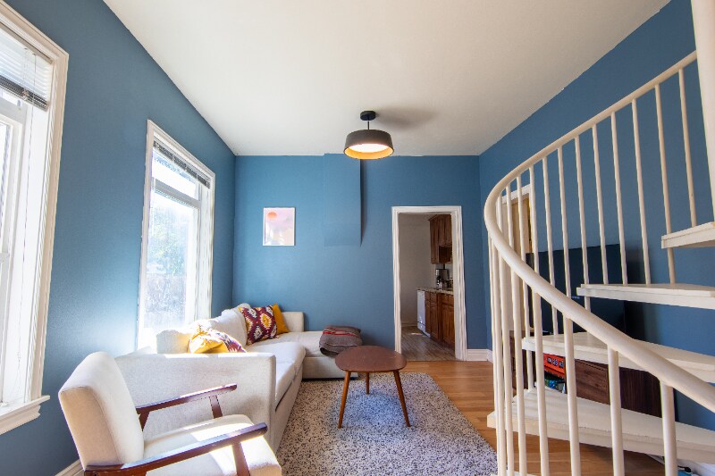 Building Photo - 1748 S 200 E