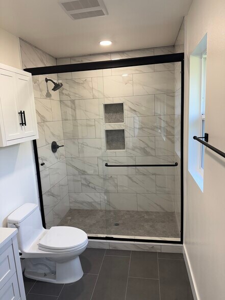 Building Photo - 2525 Sirius St