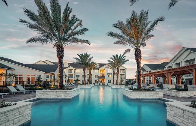 Building Photo - 8802 N Sam Houston Pkwy E Pky