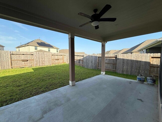 Building Photo - 15615 Birchdale Dr
