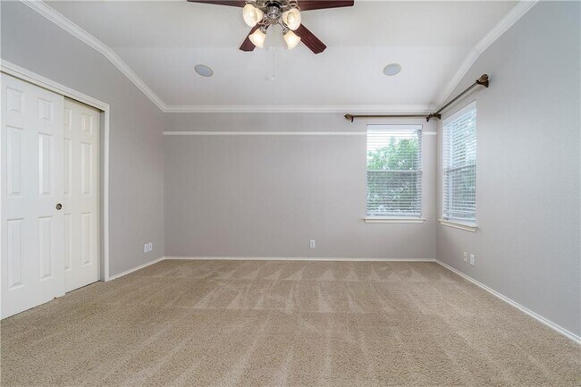 Building Photo - 8528 Harrier Dr