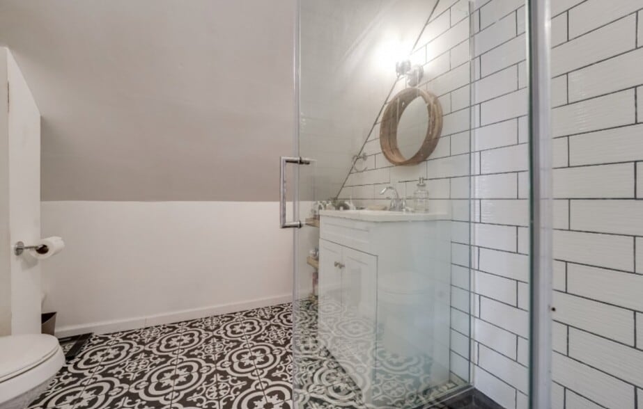 Building Photo - 391 Ward St