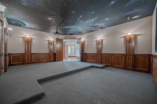 Building Photo - 3 Congressional Cir