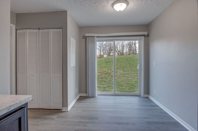 Building Photo - For Rent: Four-Bedroom, Two-Bathroom Singl...