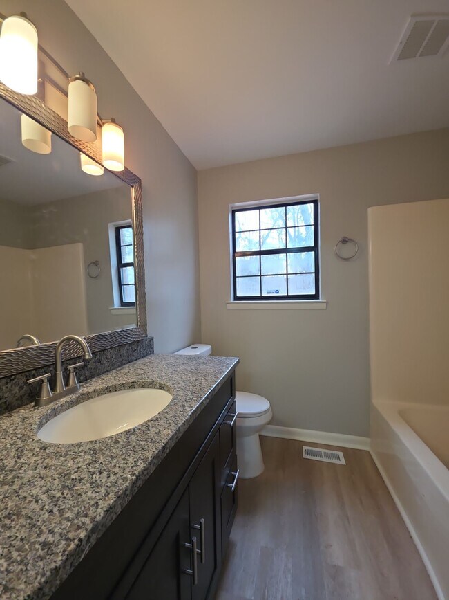 Building Photo - 3011 Deerfield Rd NW