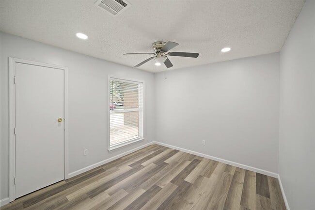 Building Photo - 22202 Cimarron Pkwy