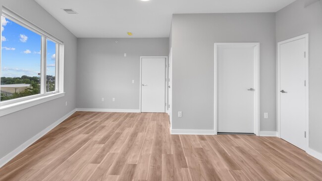 Building Photo - 475 Communipaw Ave