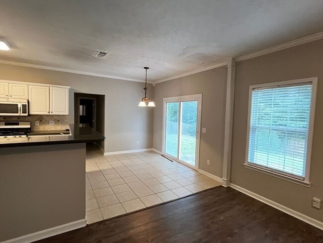 Building Photo - 10055 Lauren Hall Ct