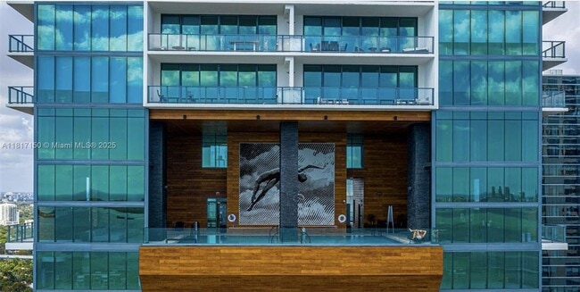 Building Photo - 1451 Brickell Ave