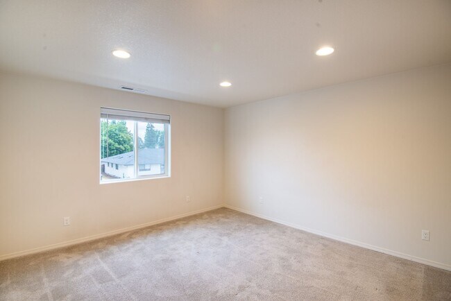 Building Photo - Heathwood - VPM484650H-6