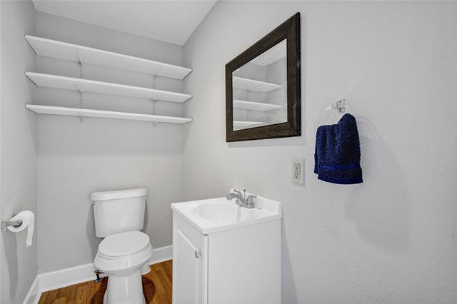 Building Photo - 1322 N Powell Pkwy