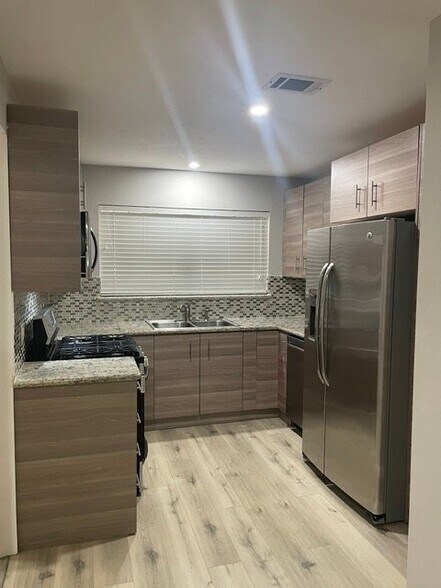 Building Photo - 7307 Galleon Dr
