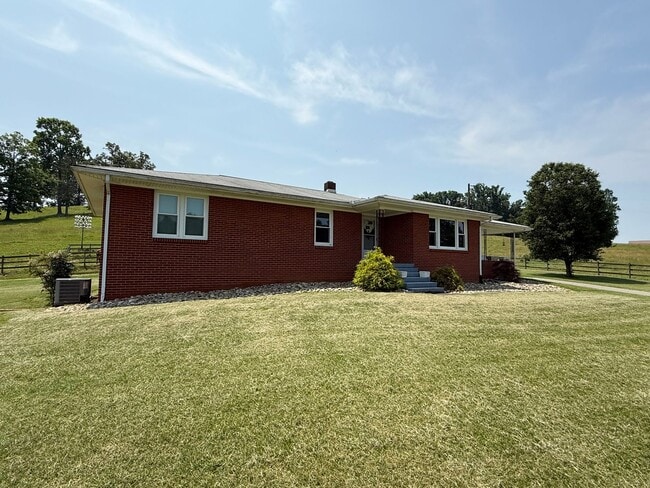 Primary Photo - 2459 Middlesettlements Rd