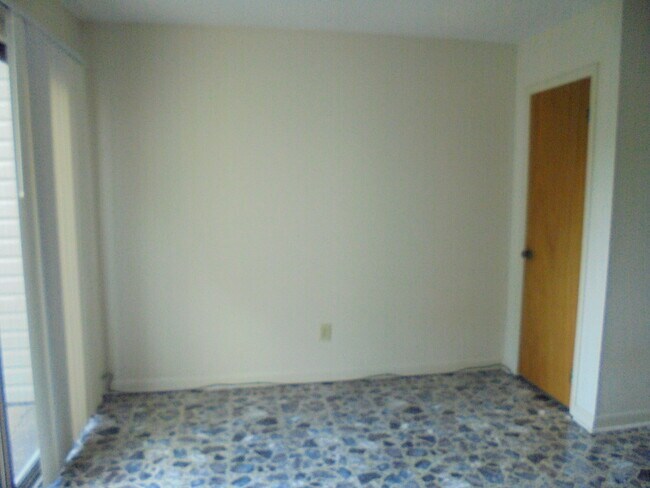 Building Photo - 108 Ridgeway Dr