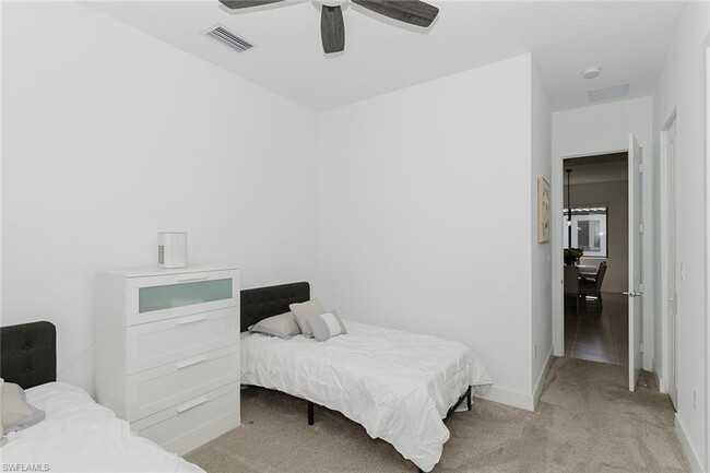Building Photo - 5210 Karlia Dr