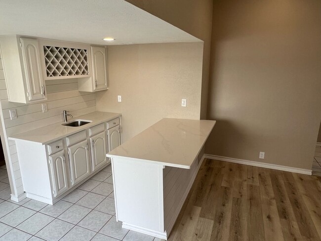 Building Photo - 6700 Forestview Dr