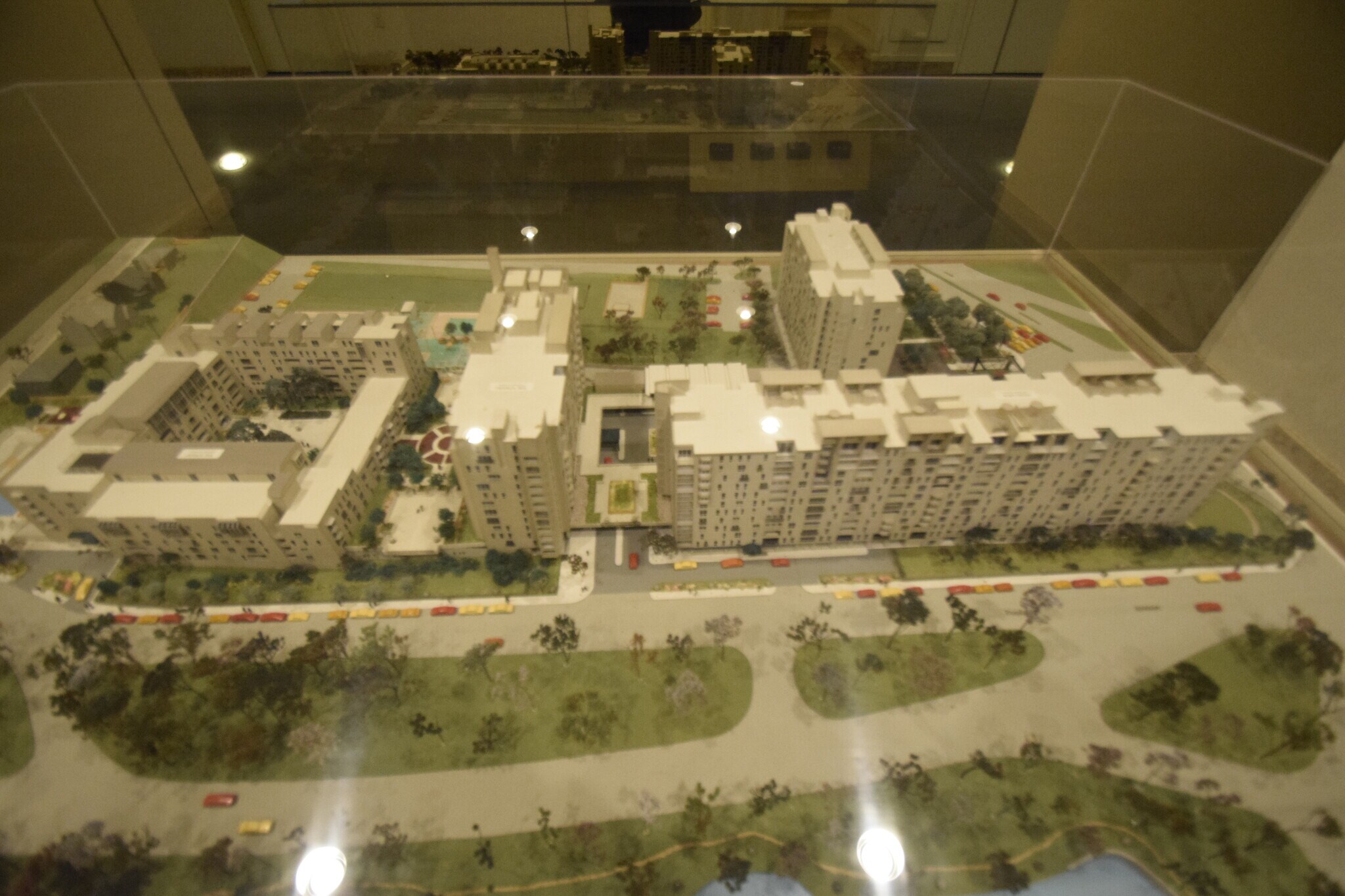 Building Photo - 33 Pond Ave