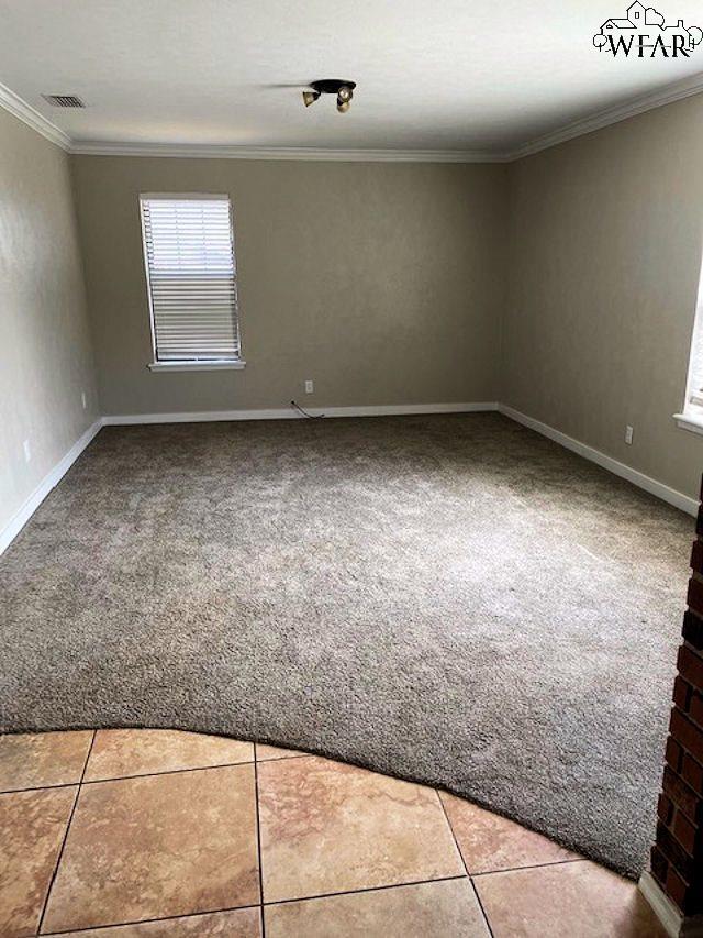 Building Photo - 705 W Manes Ave