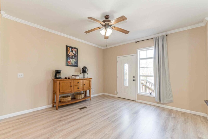 Building Photo - 308 Castin Ln