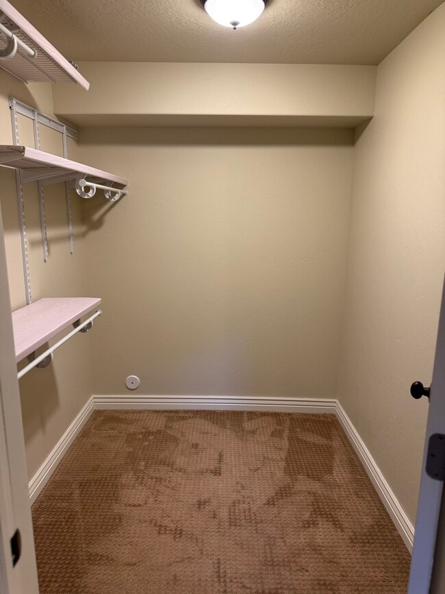 Building Photo - 1213 St Joseph St