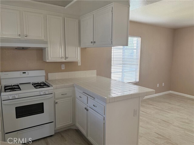 Building Photo - 16169 Singing Hills Dr