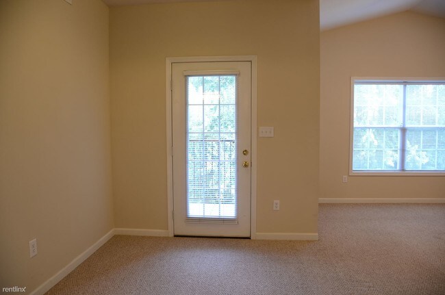 Building Photo - 1013 Shive Ln