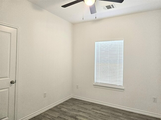 Building Photo - 16979 W Juneau St