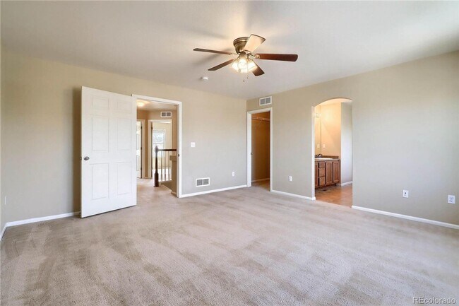 Building Photo - Gorgeous 4 bedroom in the highly sought af...