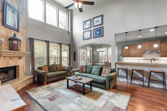 Building Photo - 420 Wild Rose Dr