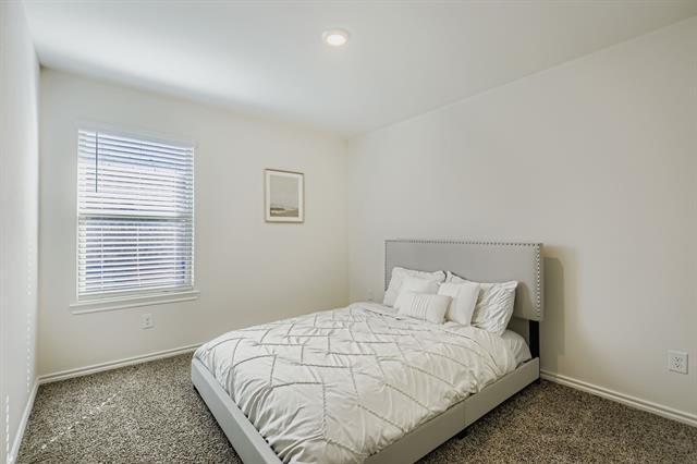 Building Photo - 2940 Goodrich St