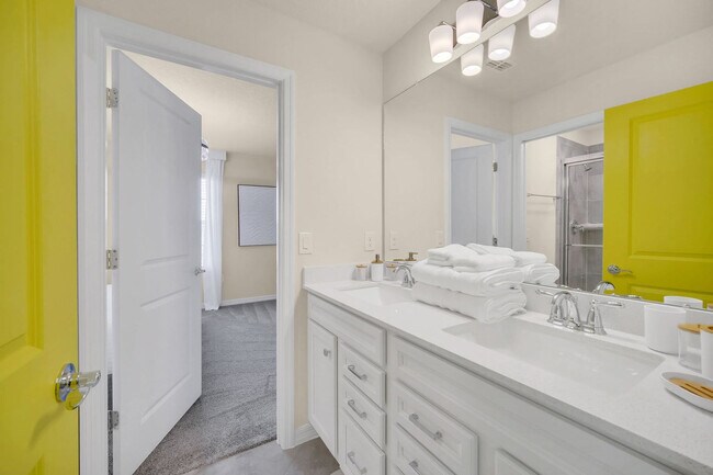 Building Photo - 16388 St Kitts Cir