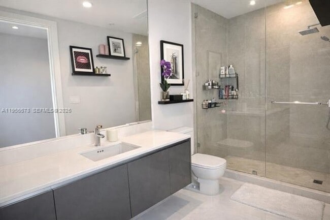 Building Photo - 3300 NE 188th St