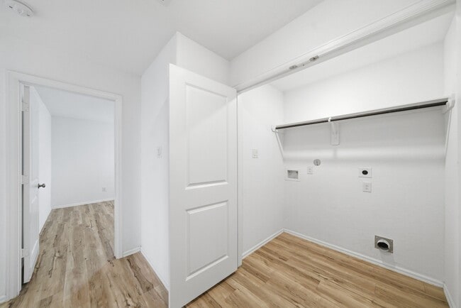 Building Photo - 26726 Wilderye Cv Ln