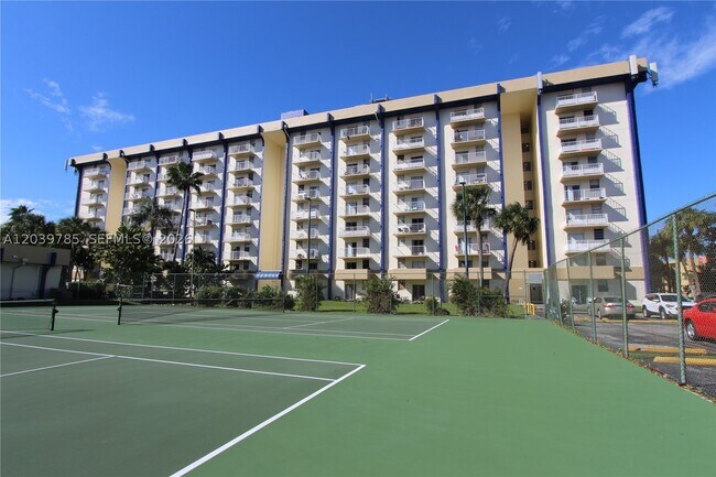 Building Photo - 4550 NW 9th St
