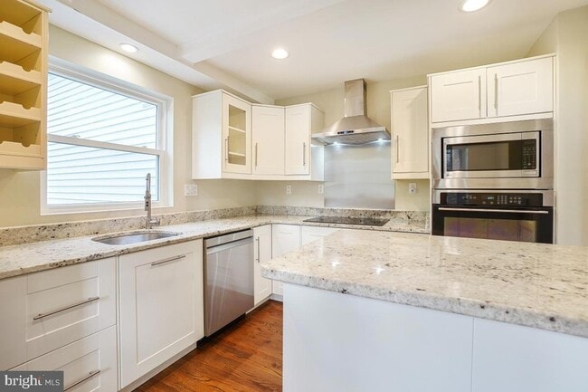 Building Photo - 7616 Winterberry Pl