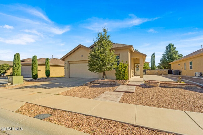 Building Photo - 3220 Scarlet Point Dr