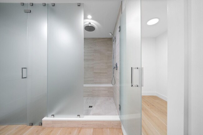 Building Photo - 153 N Seabreeze Blvd