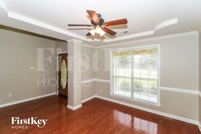 Building Photo - 48 Sweetwoods Dr