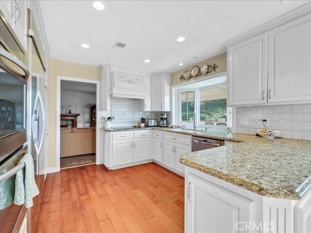 Building Photo - 1198 Woodcrest Ave