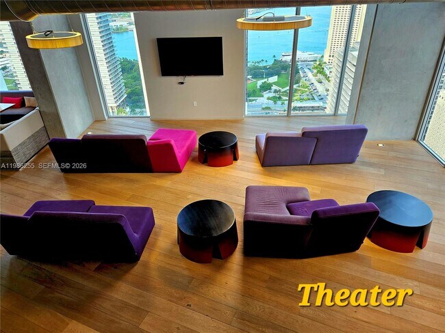 Building Photo - 151 SE 1st St